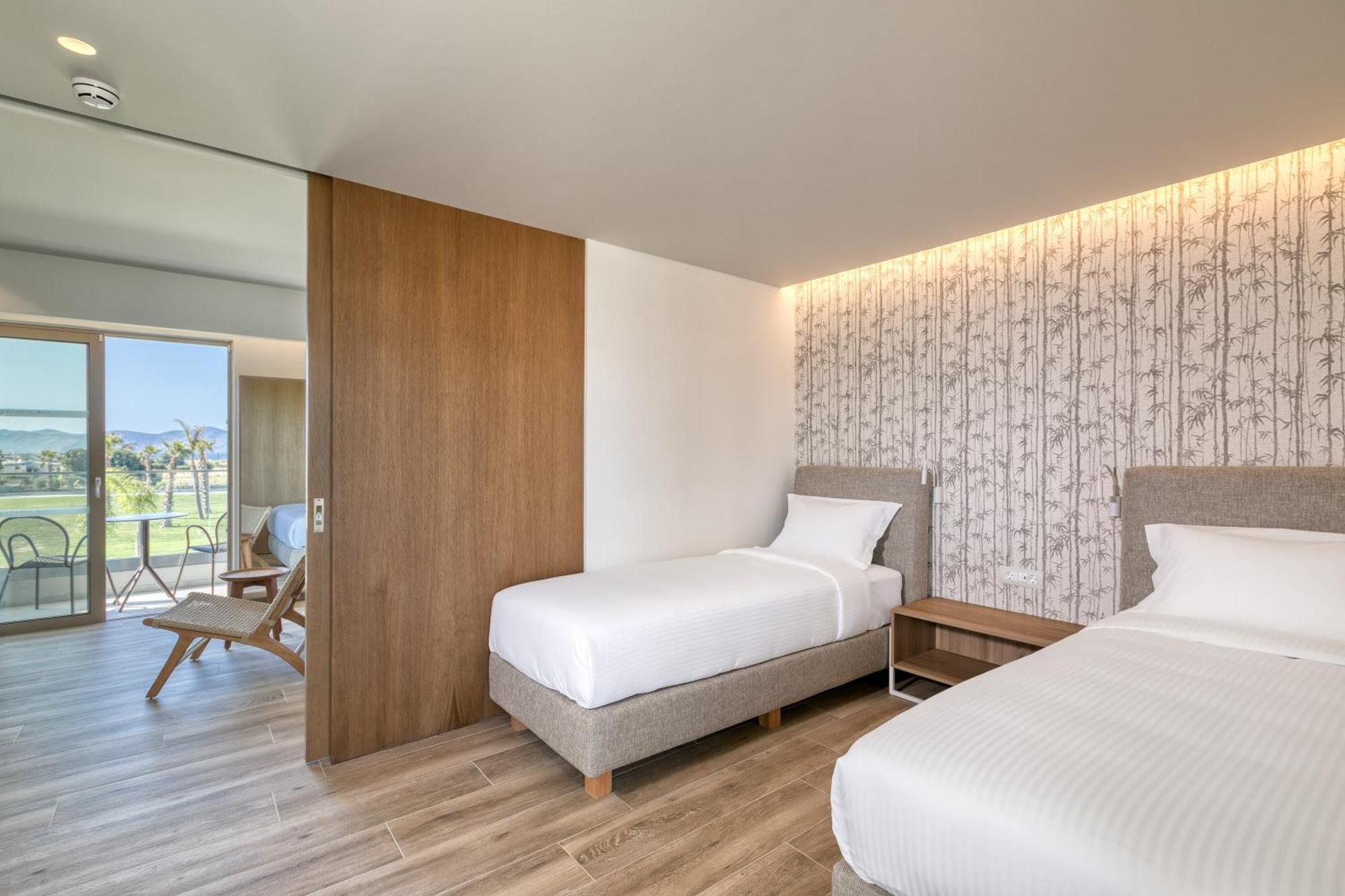 Utopia Blu Hotel Тигаки Экстерьер фото